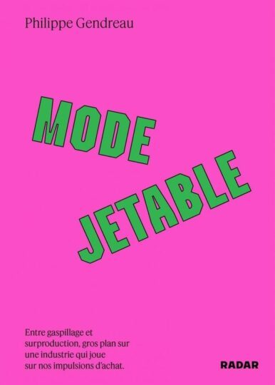 Mode jetable : Entre gaspillage et surproduction, gros plan sur une industrie qui joue sur nos impulsions d&rsquo;achat